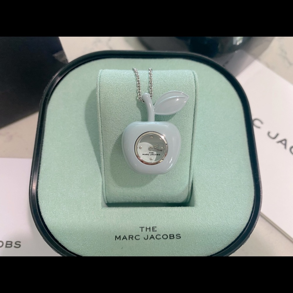 Marc Jacobs The Apple Watch Pendant in Pale Blue